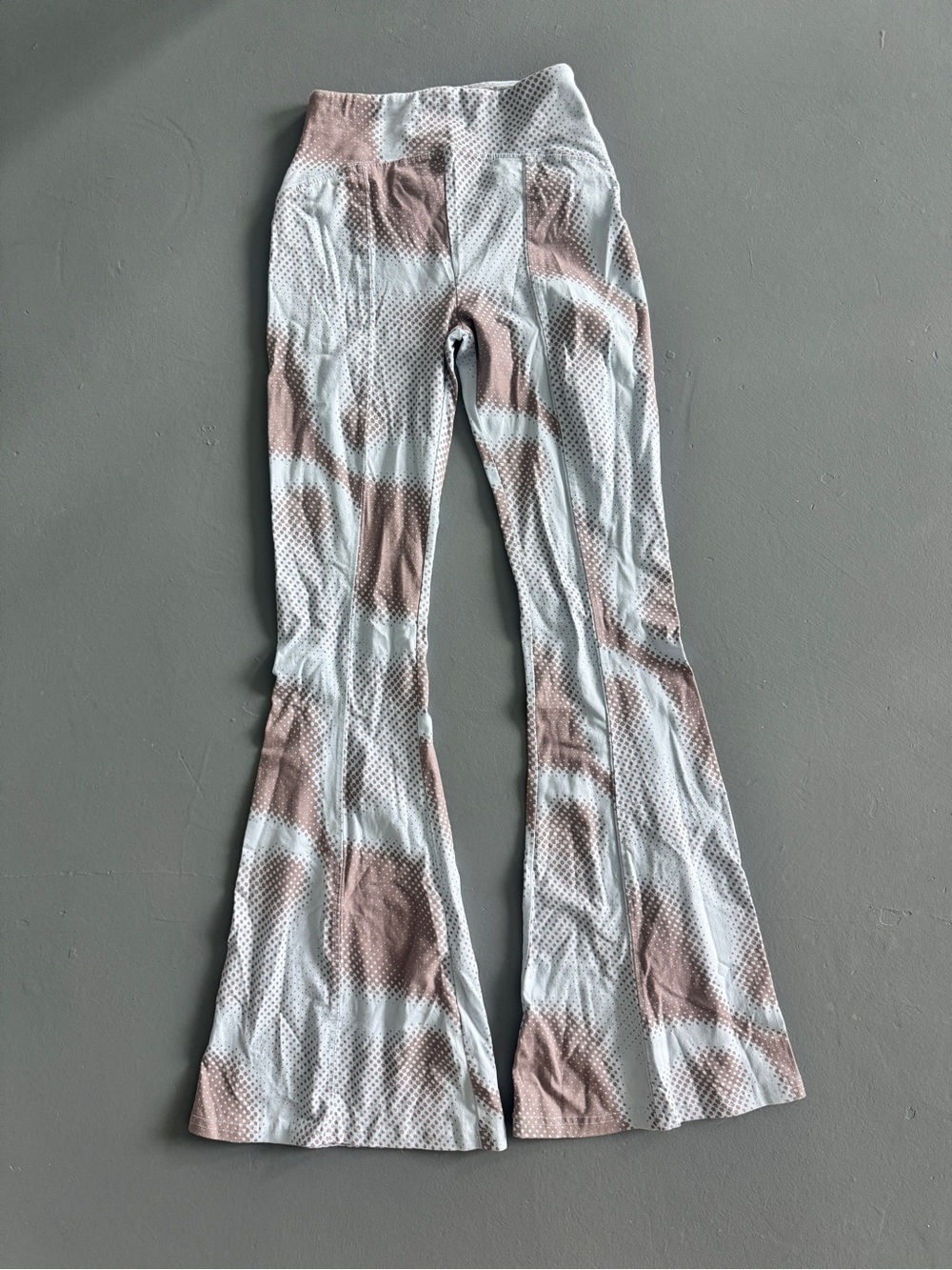 Urban Outfitters Flared Leggings in Light Blue & Taupe Print